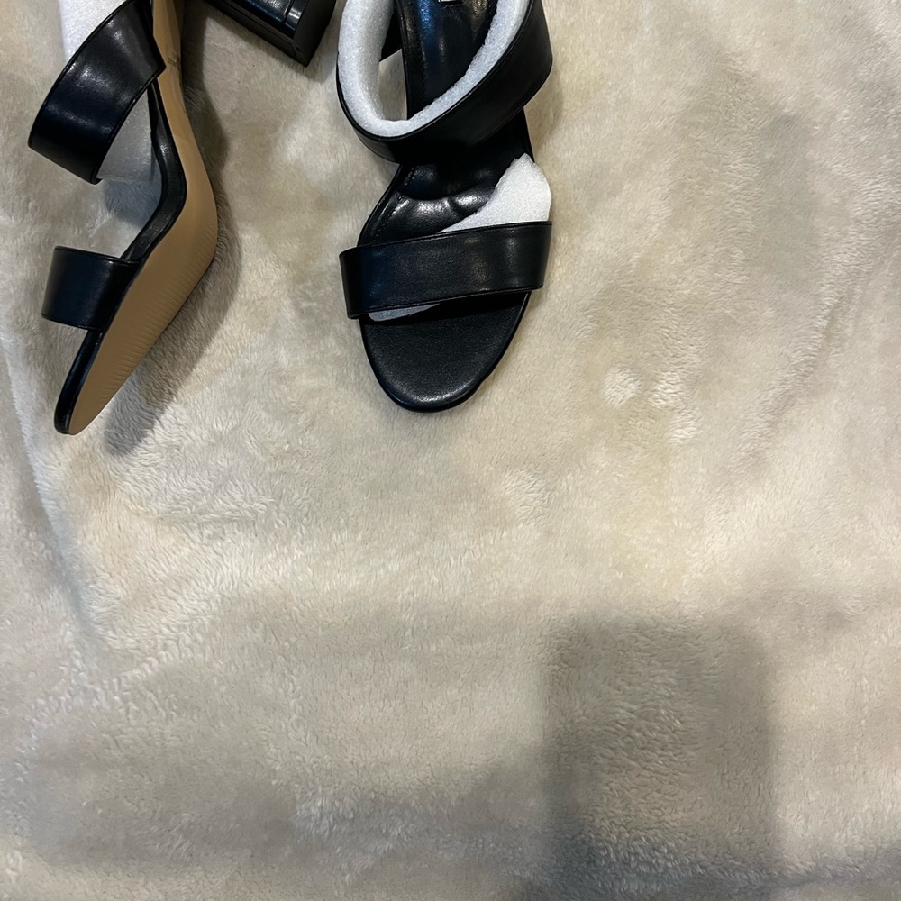 Aomo heels sandals